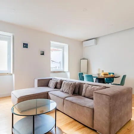 2br Chic&bright Com 120m2 Em Campo De Ourique Apartmán Lisboa