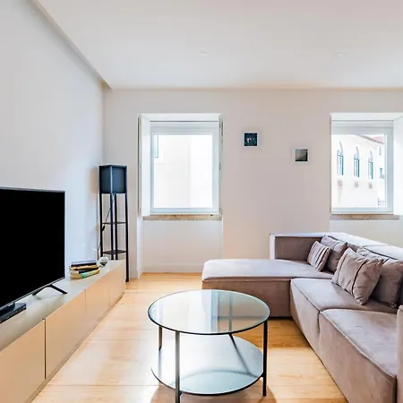2br Chic&bright Com 120m2 Em Campo De Ourique * Lisboa