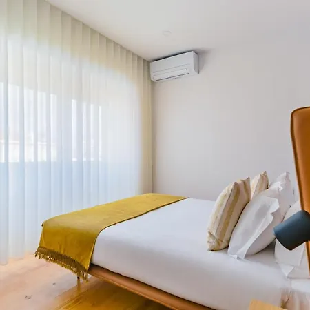 2br Chic&bright Com 120m2 Em Campo De Ourique Lisboa