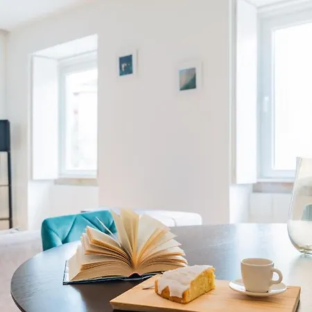 2br Chic&bright Com 120m2 Em Campo De Ourique Apartmán *